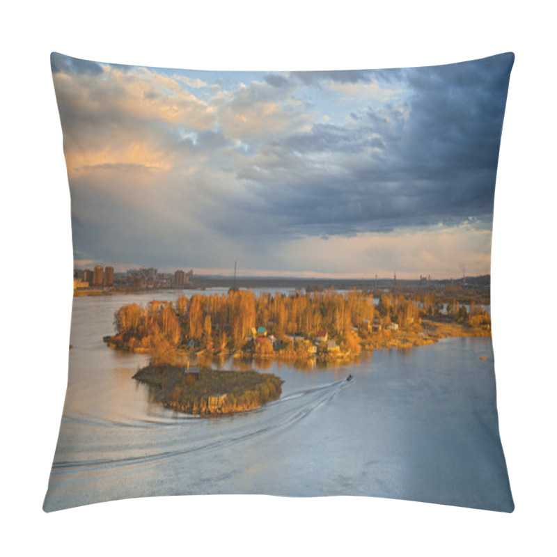 Personality  Sunny Island Pillow Covers