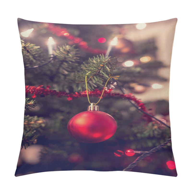 Personality  Retro Image Of Christmas Tree Decorated With Traditional Ornamen Pillow Covers