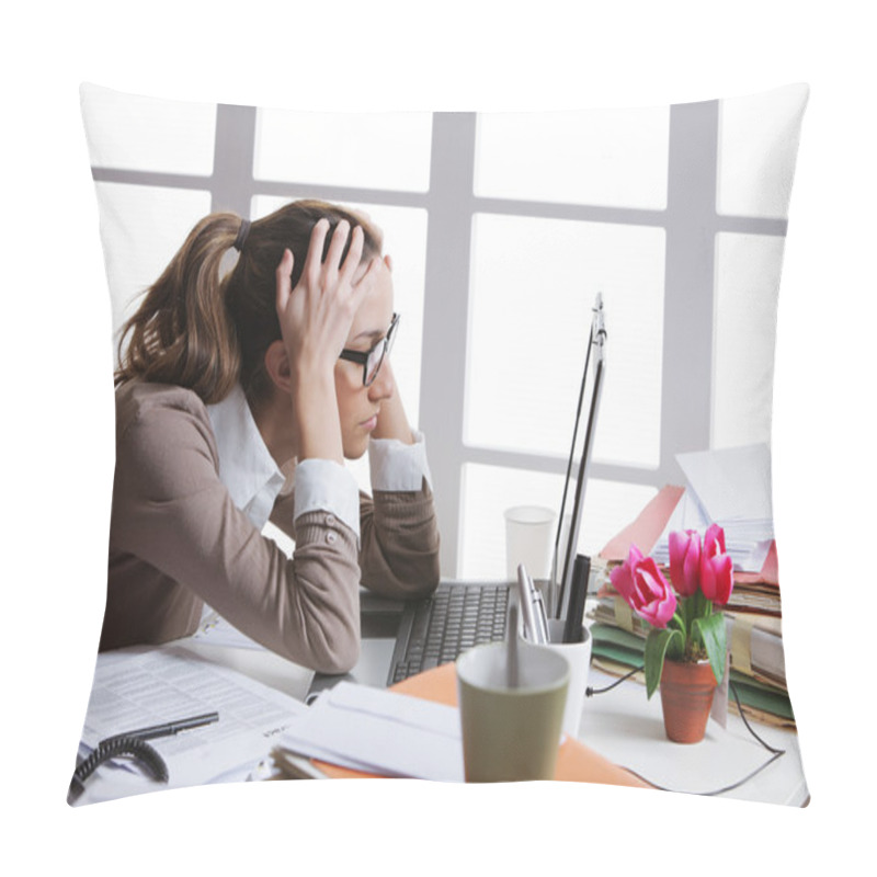 Personality  Frustated Businesswoman Pillow Covers