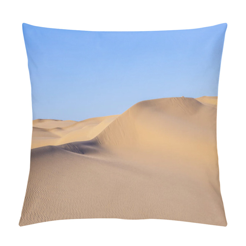 Personality  Beautiful Sand Dune In Sunrise In The Sonoran Desert Pillow Covers