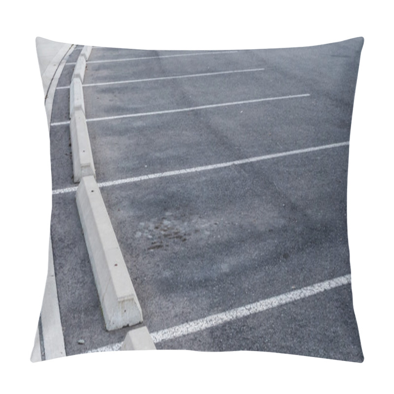 Personality  Curved Parking Spaces And Curbs. Pillow Covers