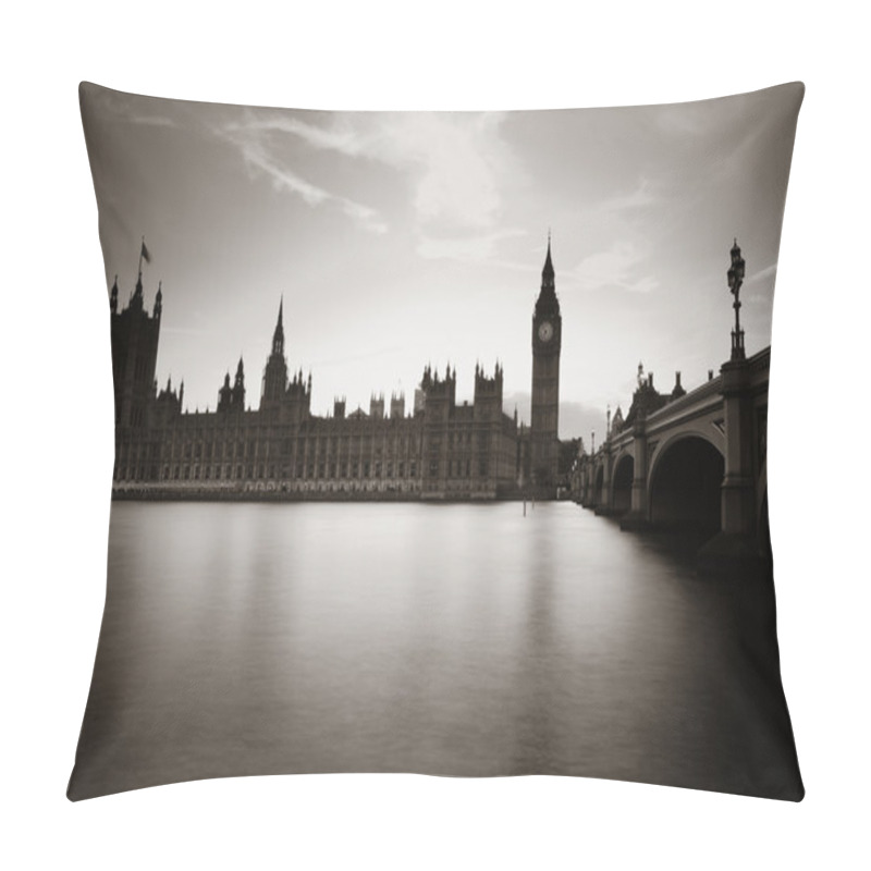 Personality  London At Dusk Pillow Covers