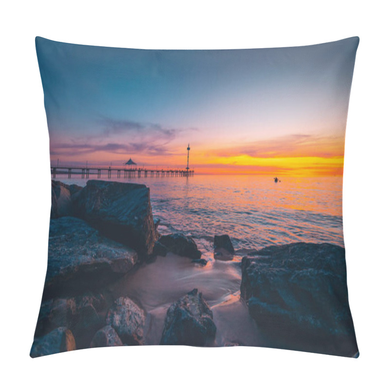 Personality  Brighton Jetty With People At Sunset Pillow Covers