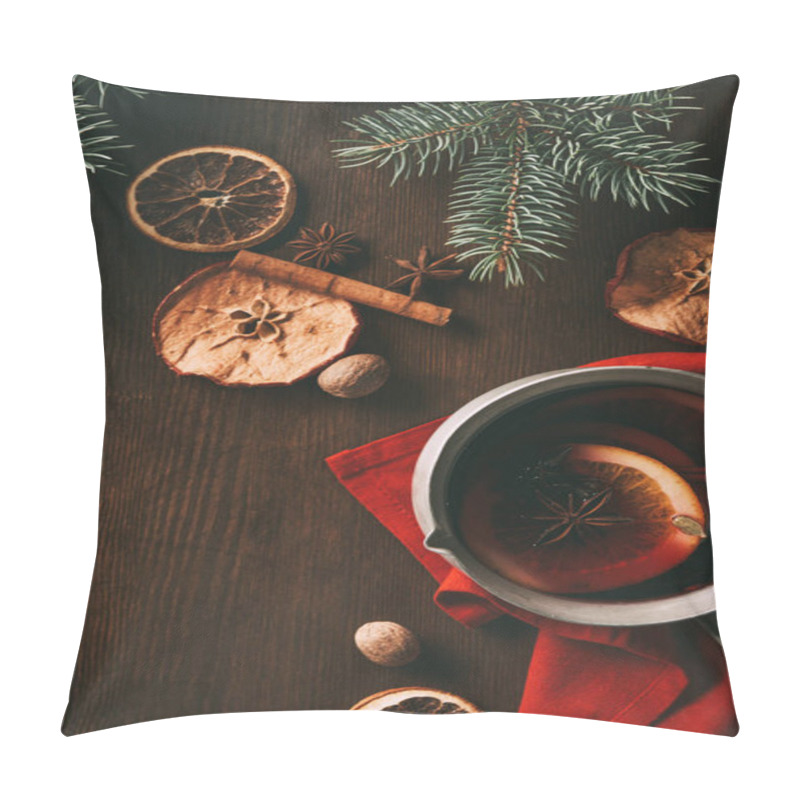 Personality  Top View Of Traditional Christmas Mulled Wine With Dried Apple Slices And Spices On Wooden Background Pillow Covers