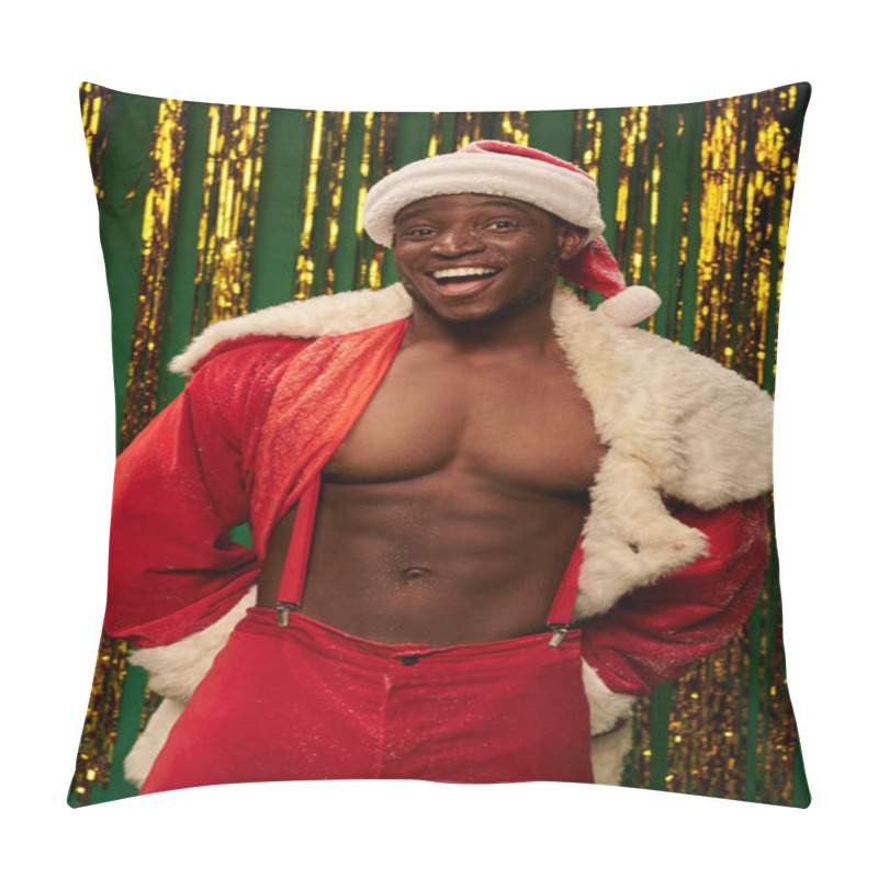 Personality  Sexy Sportive African American Man In Santa Costume On Shirtless Body Near Golden Tinsel On Green Pillow Covers