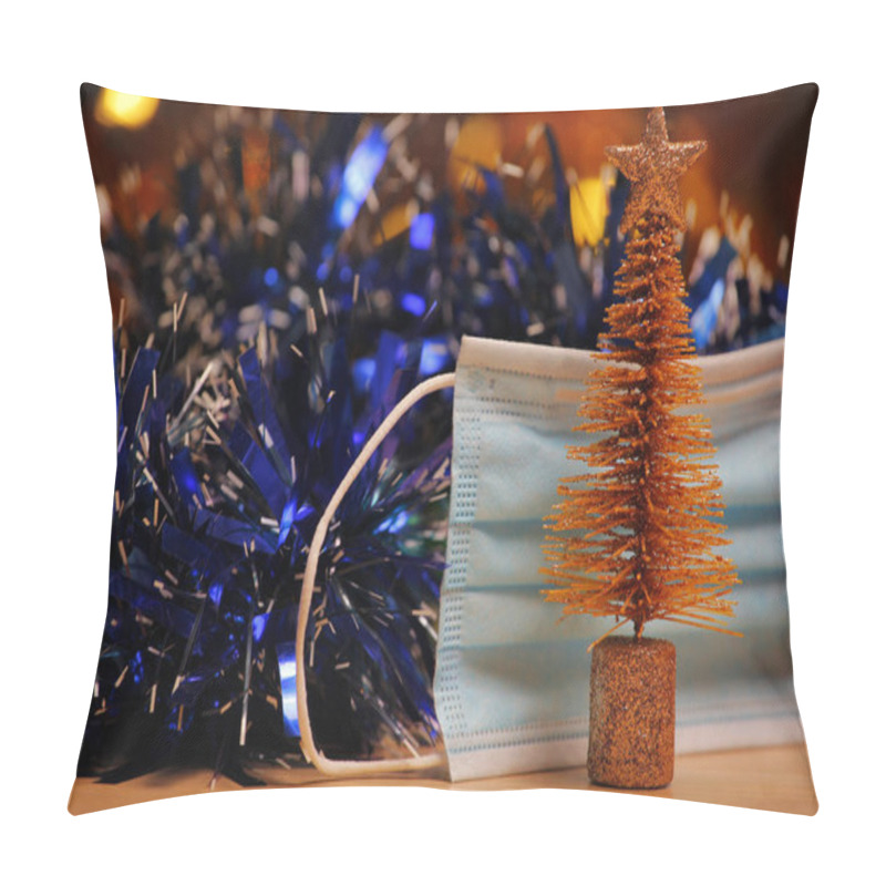 Personality  Image Of Fir Tree Mask Pillow Covers