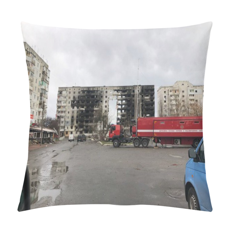 Personality  Borodyanka, Kyiv Region, Ukraine. April 08, 2022: The Devastated Village Of Borodyanka, Recently Liberated From The Russians Pillow Covers