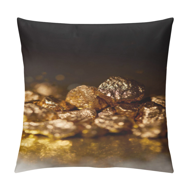 Personality  Selective Focus Of Golden Stones On Dark Sparkling Surface And Black Background Pillow Covers