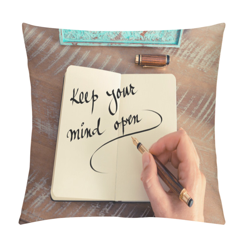 Personality  Keep Your Mind Open Pillow Covers