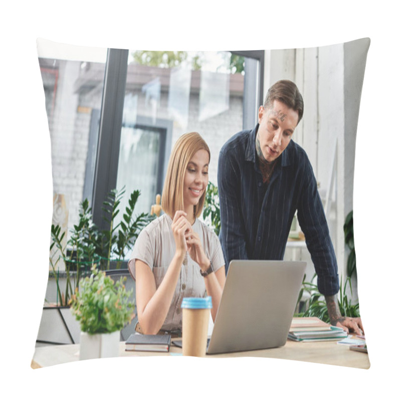 Personality  Two Engaged Coworkers Discuss Ideas And Review Work On Their Laptop In A Lively Office. Pillow Covers