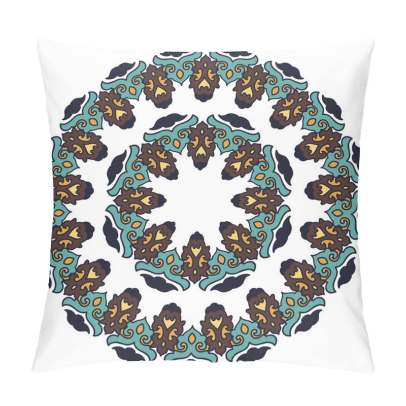 Personality  Beautiful Mandala. Round Ornamental Pattern. Pillow Covers