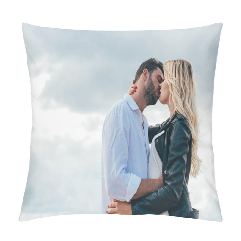 Personality  Attractive Woman And Handsome Man Huggingand Kissing Outside  Pillow Covers