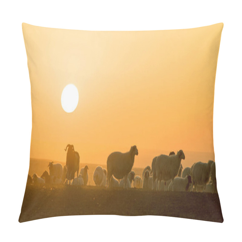 Personality  Ranch Scenery At Sunset And The Beautiful Sky At Sunset. Pillow Covers