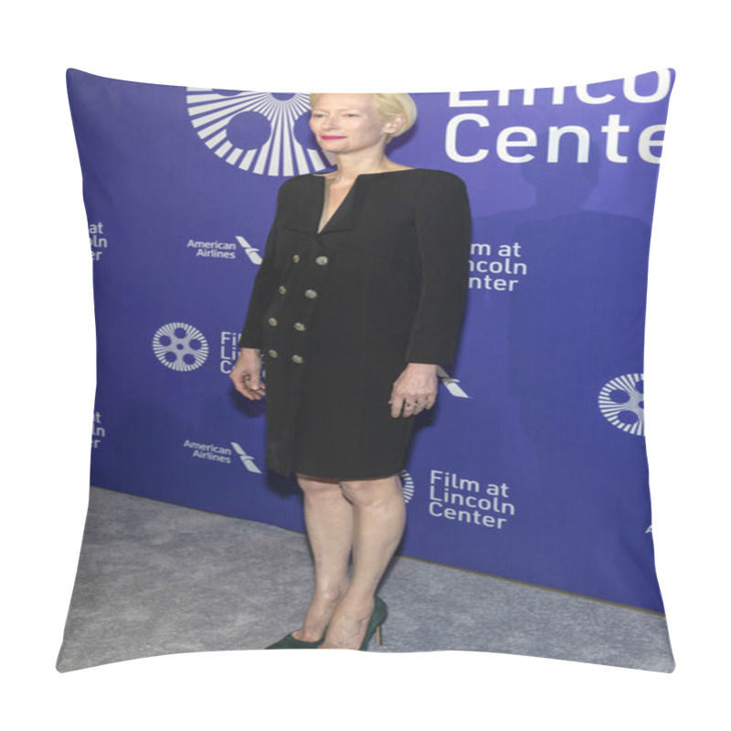 Personality  Film Society Of Lincoln Center's 50th Anniversary Gala, Arrivals Pillow Covers