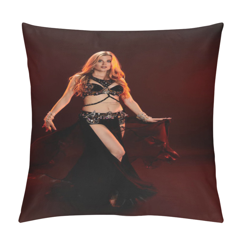 Personality  Young Woman In A Vibrant Belly Dance Outfit Gracefully Posing For A Picture. Pillow Covers