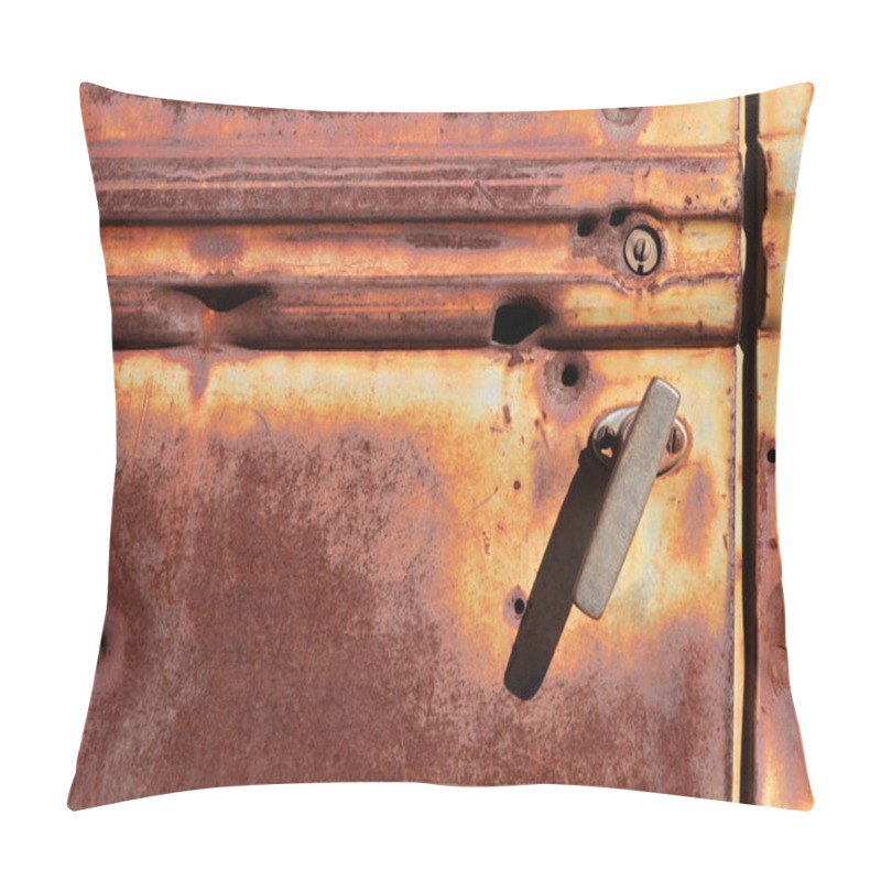 Personality  Rusty Door Pillow Covers