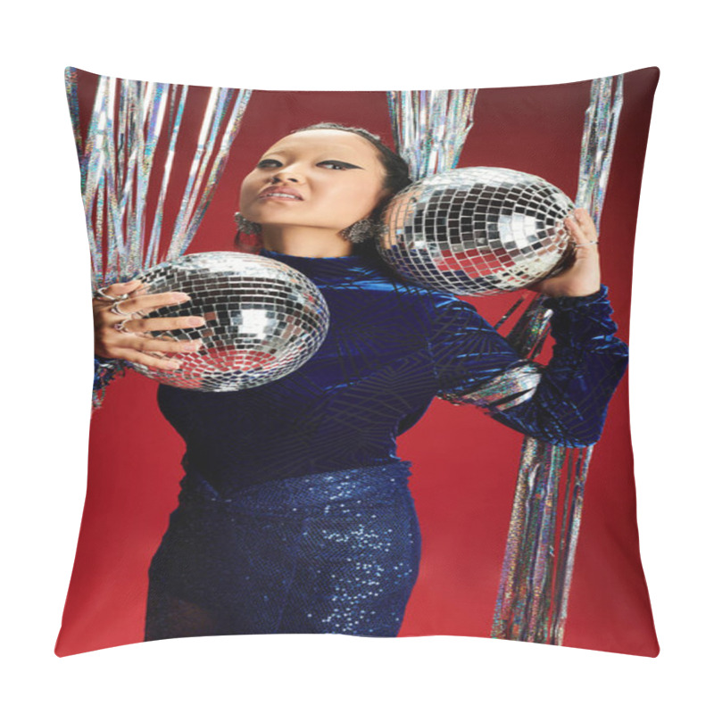 Personality  She Showcases Elegance And Flair While Holding Sparkling Disco Balls, Exuding Confidence And Style. Pillow Covers