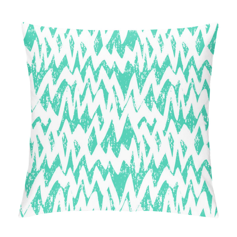 Personality  Striped Hand Drawn Pattern With Zigzag Lines Pillow Covers