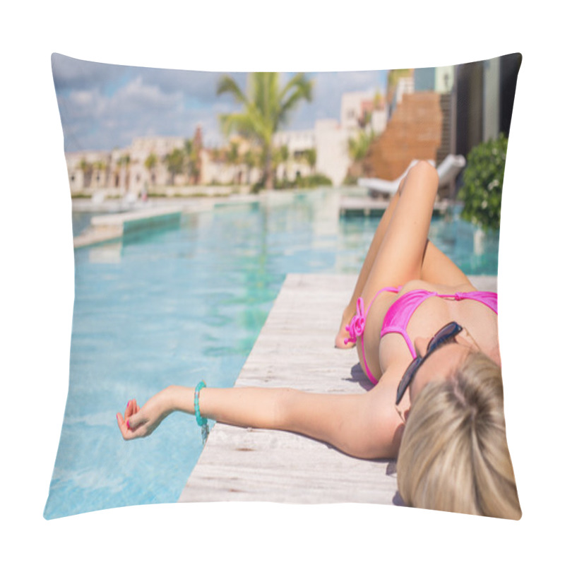 Personality  Woman In Pink Bikini Relaxing By The Pool Pillow Covers