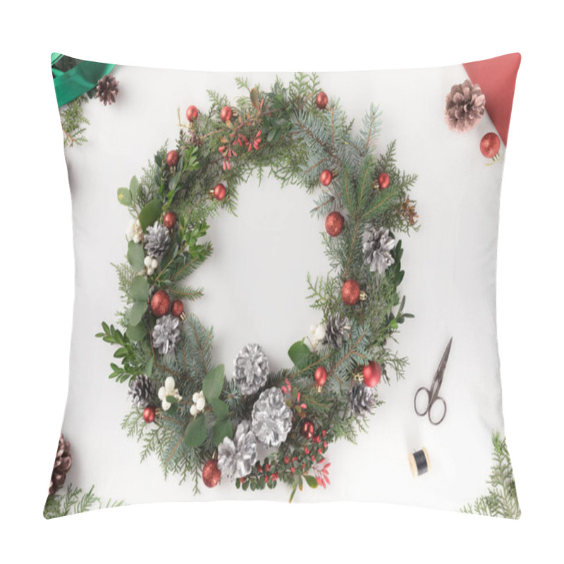 Personality  Christmas Wreath And Envelope Pillow Covers