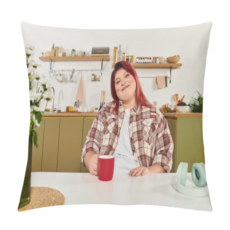 Personality  Young Plus Size Woman Enjoys Her Time In A Bright Kitchen While Sipping A Warm Drink. Pillow Covers