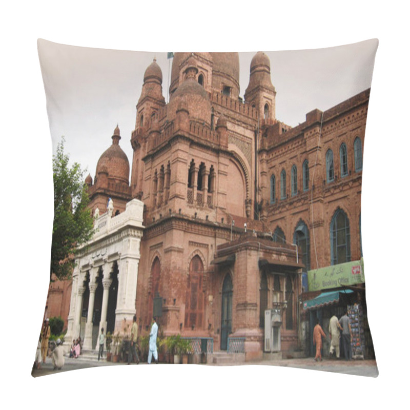 Personality  Lahore Museum - Beautiful Architecture In Lahore Pillow Covers