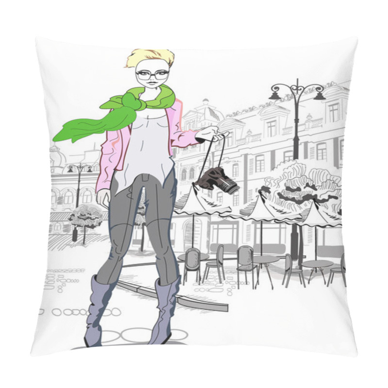 Personality  Girl Photographer On The Street Pillow Covers