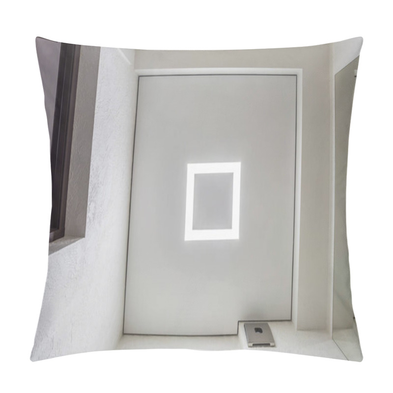 Personality  Suspended Ceiling With Halogen Spots Lamps And Drywall Construction In Empty Room In Apartment Or House. Stretch Ceiling White And Complex Shape. Pillow Covers