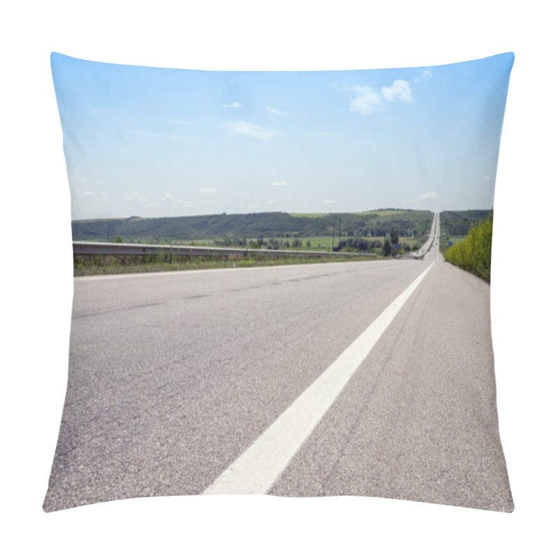 Personality  Empty Highway During Sunny Summer Day Pillow Covers