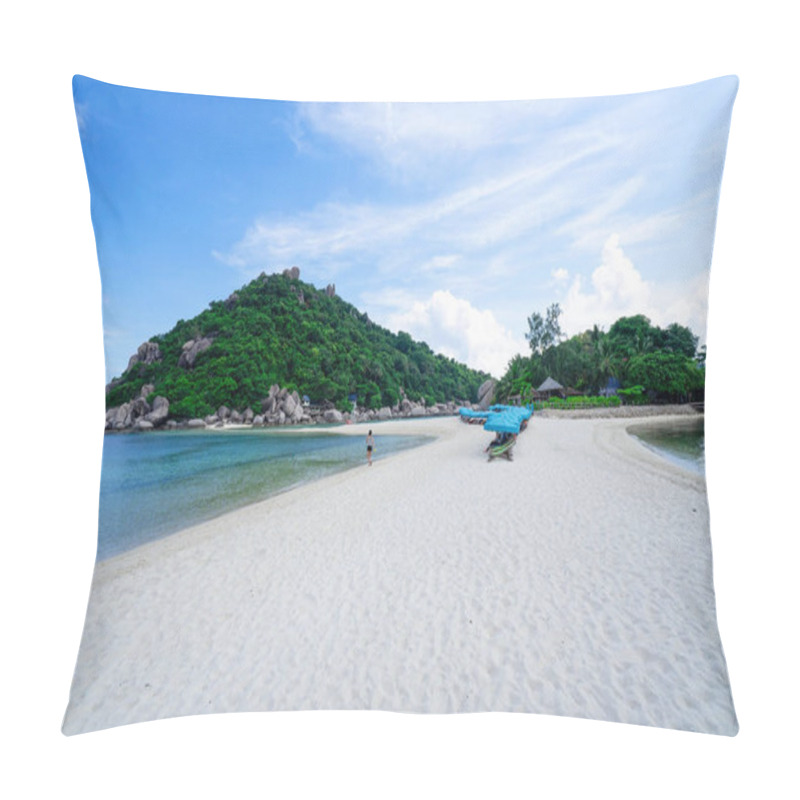 Personality  Beautiful Island Nangyuan Island, Thailand , Summer Vacation . Pillow Covers