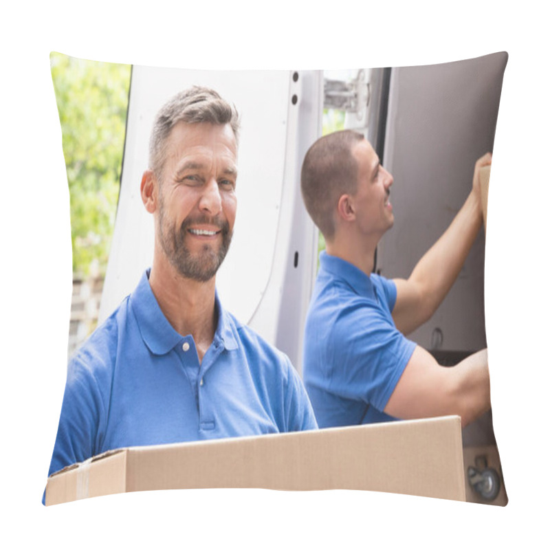 Personality  Truck Movers Loading Van Carrying Boxes And Moving House Pillow Covers