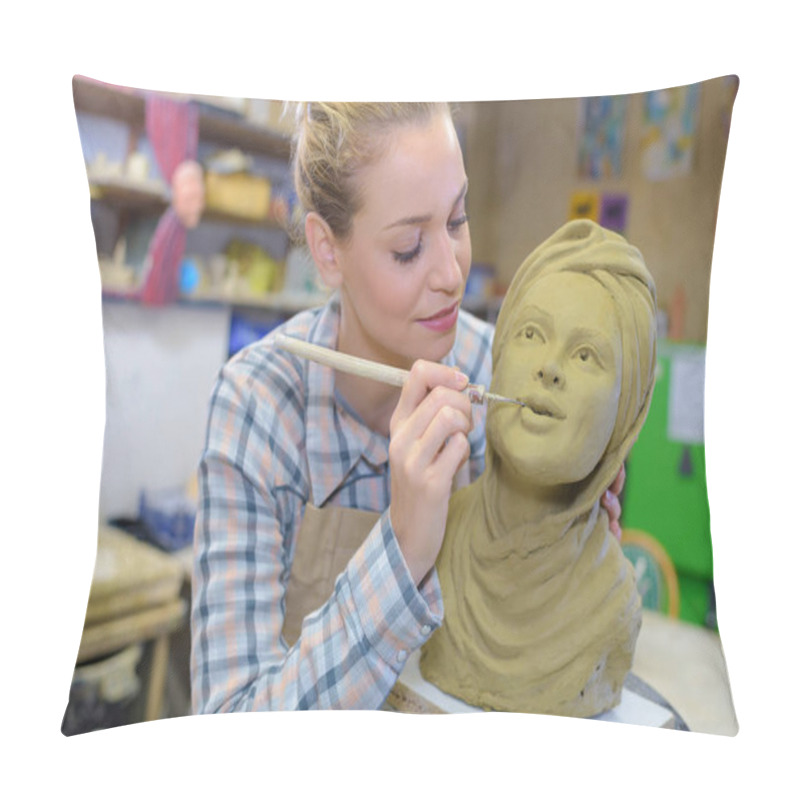 Personality  Woman Doings Some Artistic Details Pillow Covers