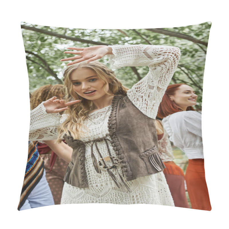 Personality  Young Blonde Woman In Boho Outfit Looking At Camera And Dancing Near Friends In Retreat Center Pillow Covers