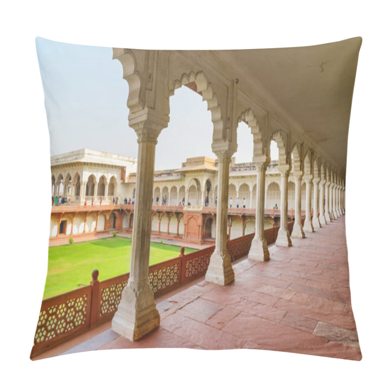 Personality  Wonderful View Of Long Passageway Of The Agra Fort, India Pillow Covers