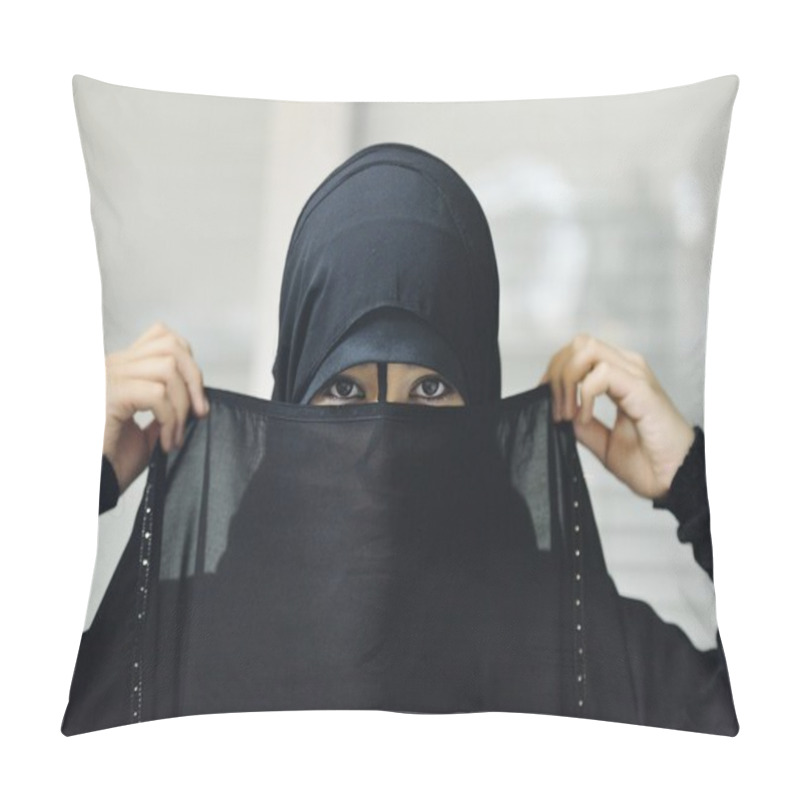 Personality  Portrait Of A Beautiful Muslim Arabic Girl Pillow Covers