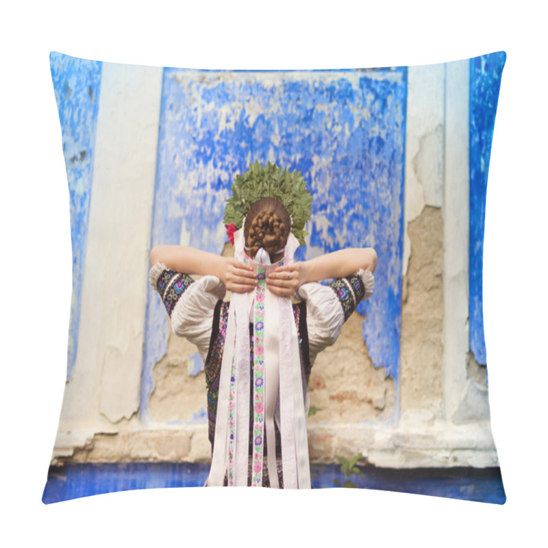 Personality  Woman Posing Near Blue Old Wall Pillow Covers