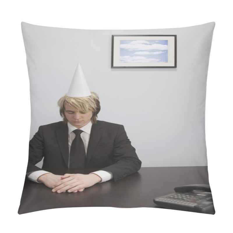 Personality  Businessman Wearing A Dunce Cap Pillow Covers