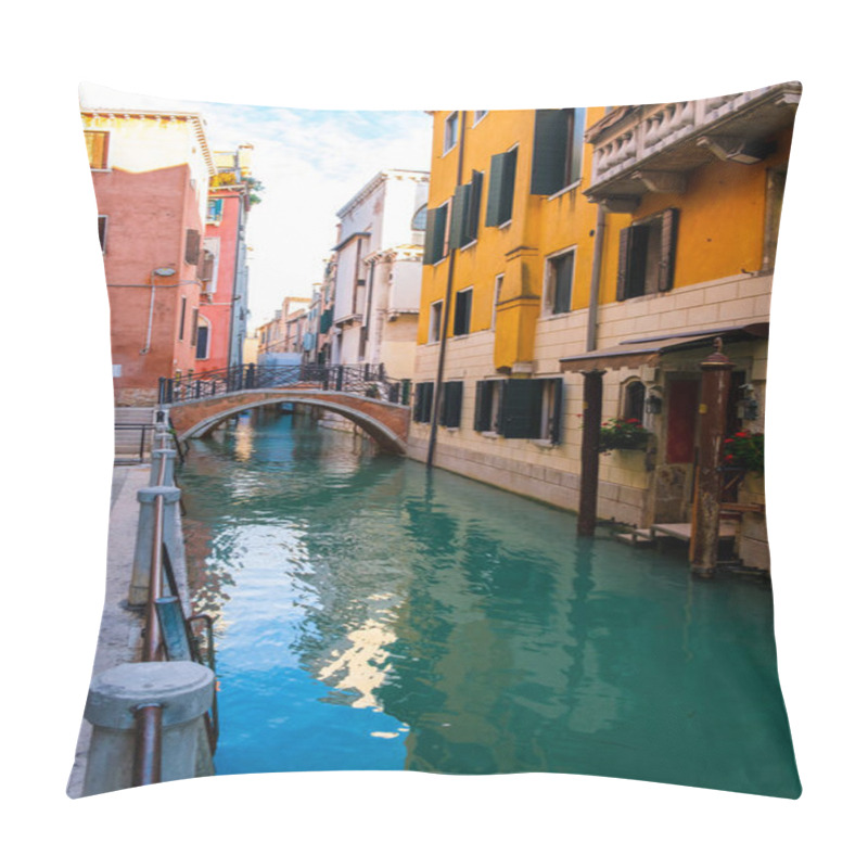 Personality  Venice Cityscape, Narrow Water Canal Pillow Covers