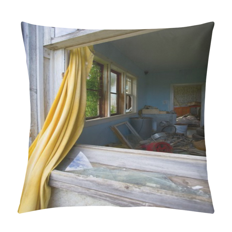 Personality  Abandoned Home Pillow Covers