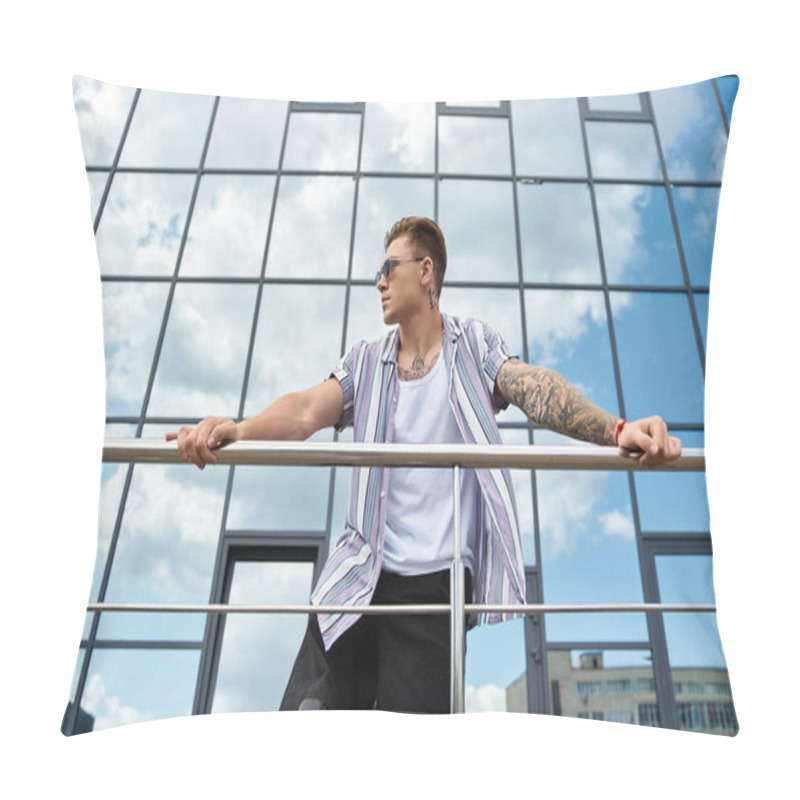 Personality  A Young Man With A Prosthetic Leg Stands On A Balcony Enjoying The View And Sunlight. Pillow Covers