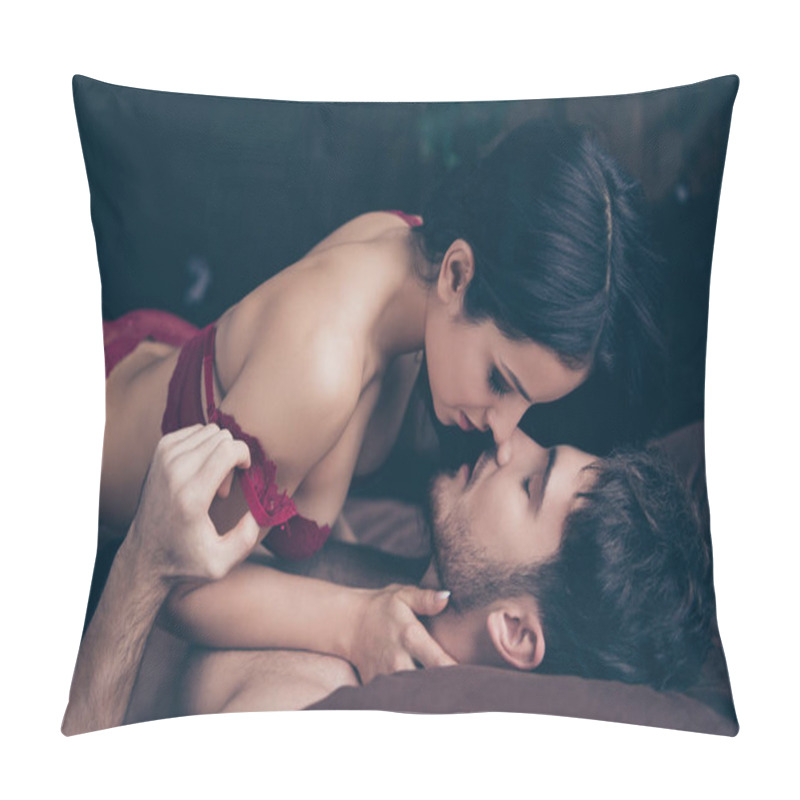 Personality  Close Up Side Profile Photo Of Two People Pair Romance Make Love Pillow Covers