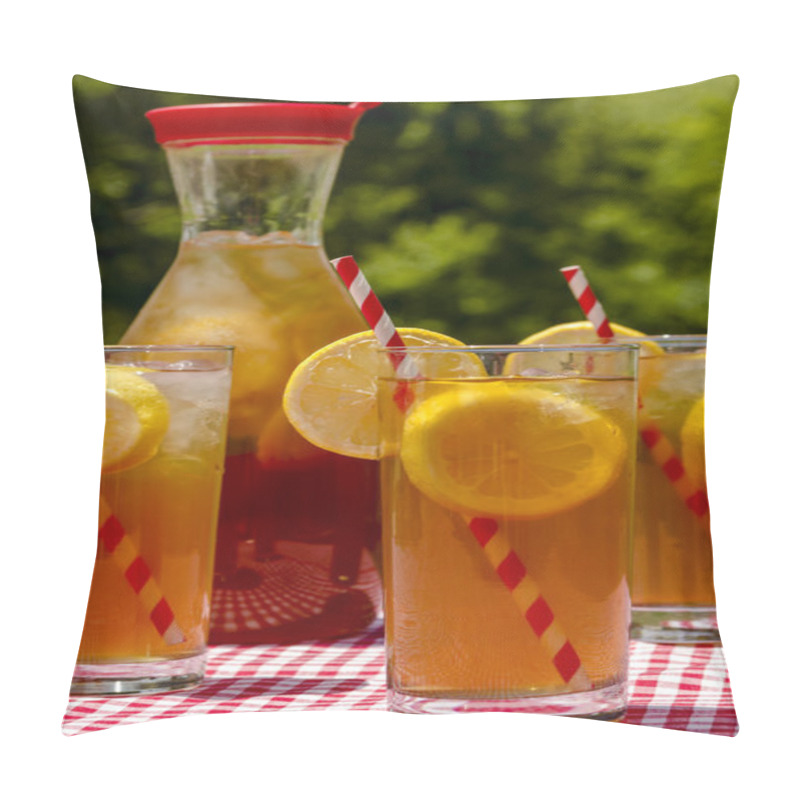 Personality  Fresh Brewed Ice Tea On The Patio Pillow Covers