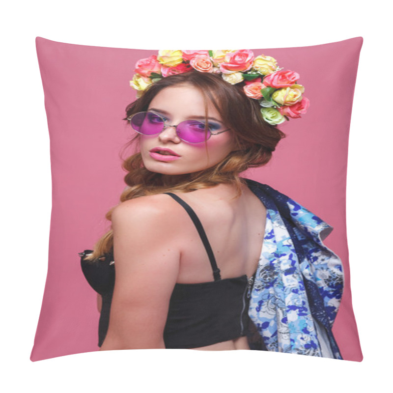 Personality  Beautiful Young Girl Pillow Covers