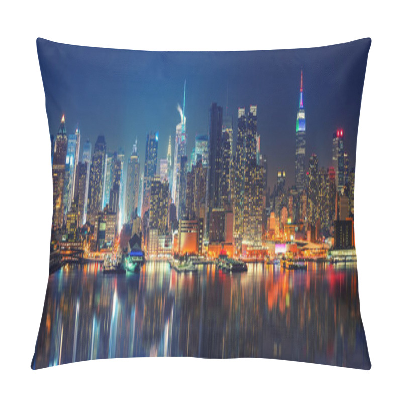 Personality  View On Manhattan At Night Pillow Covers