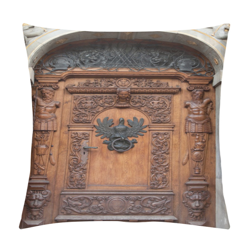 Personality  Old Wooden Door With Ornaments Pillow Covers