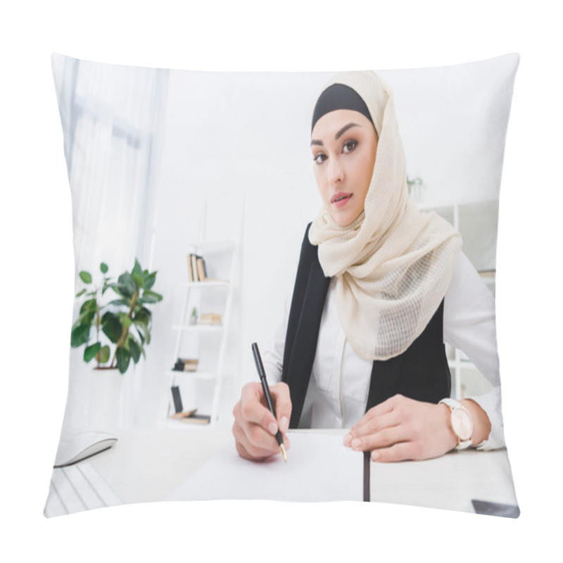 Personality  Portrait Of Arabic Businesswoman Looking At Camera While Signing Papers At Workplace Pillow Covers