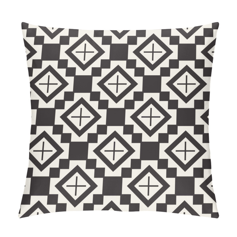 Personality  Seamless Tracery Pattern. Repeated Lattice. Symmetric Geometric Abstract Wallpaper. Trellis Ethnic Motif. Vector Illustration Pillow Covers