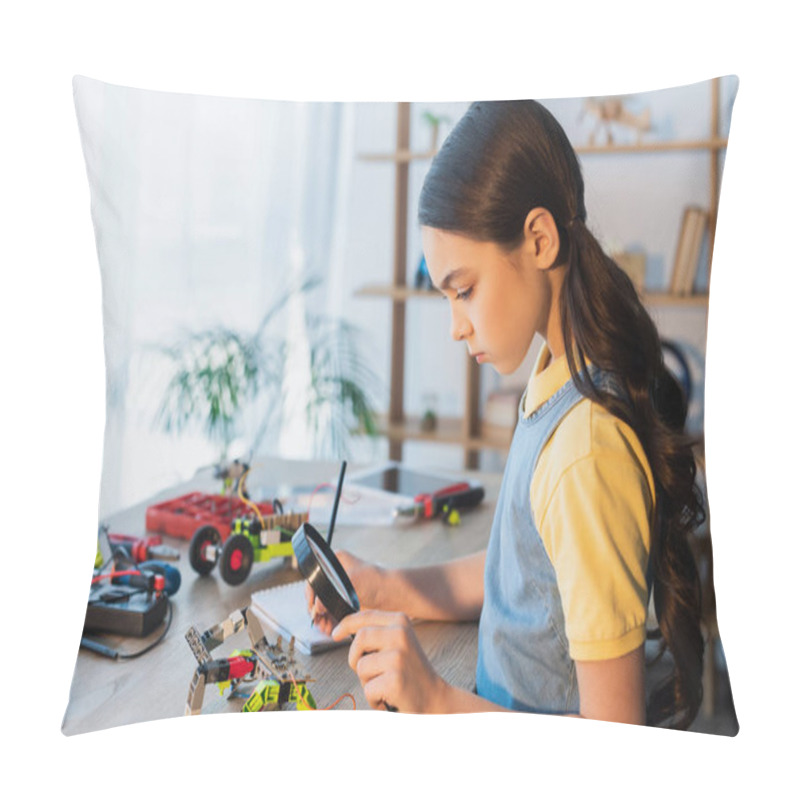 Personality  Side View Of Girl With Magnifier Writing In Notebook Near Mechanical Parts Of Robotics Model Pillow Covers