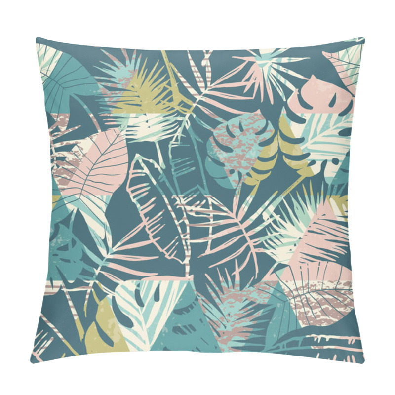 Personality  Seamless Exotic Pattern With Tropical Plants And Geometric Background. Pillow Covers