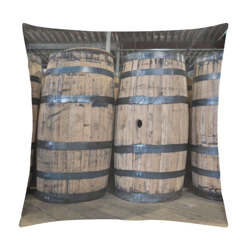 Personality  New Bourbon Barrels To Be Filled Pillow Covers